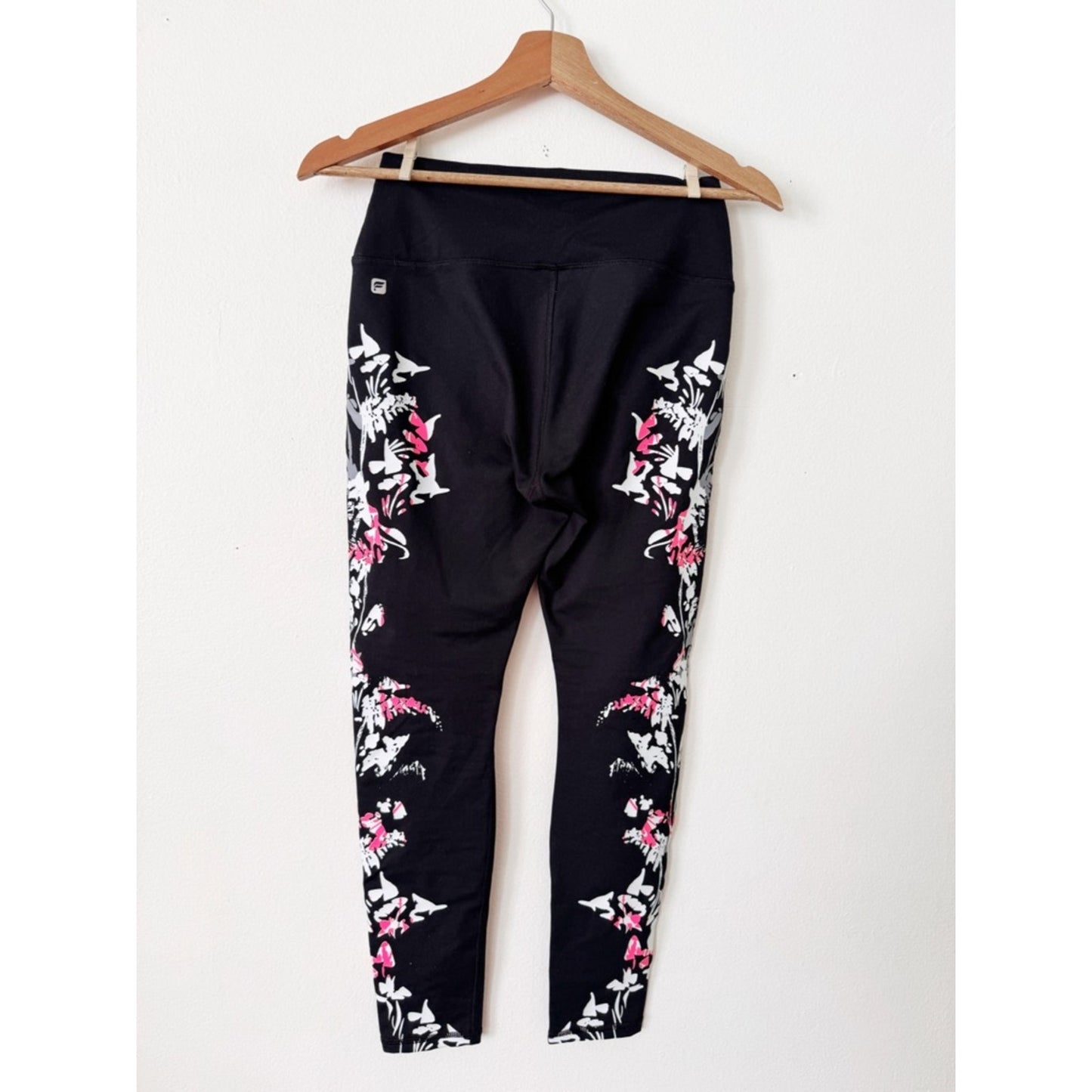 Fabletics Yoga Black Leggings with White and Pink Floral Side Print small NWT