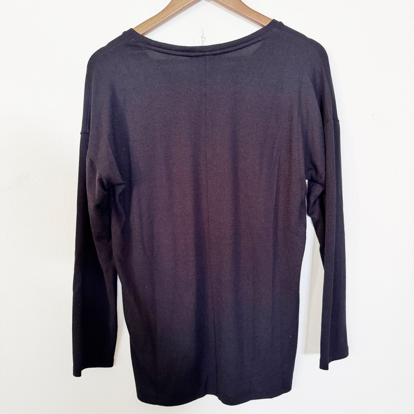 Small oversized | Black knit long sleeve
Banana republic