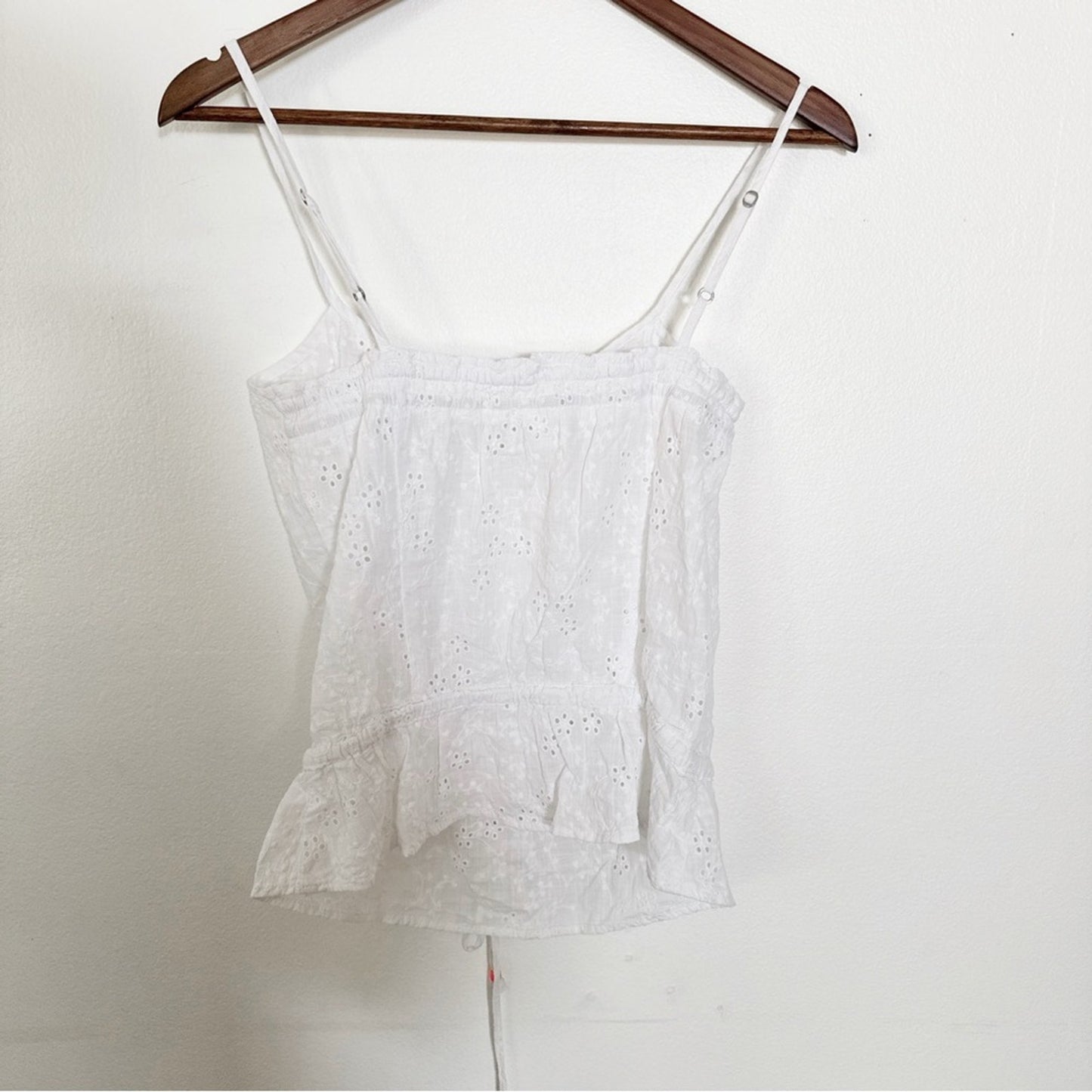 Aeropostale White Eyelet Camisole Tank Top - Women's small