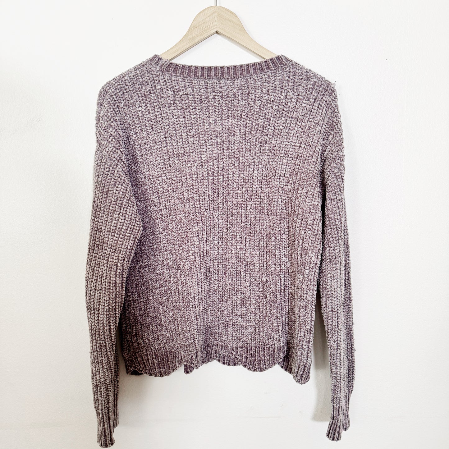 Medium | Alya Grey soft knit scalloped sweater