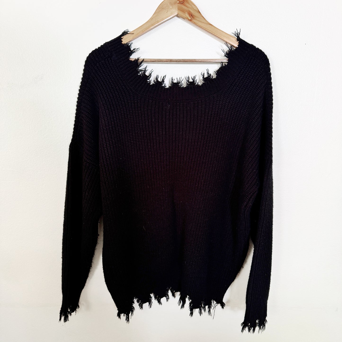 Medium | Zenana Black fringe sweater