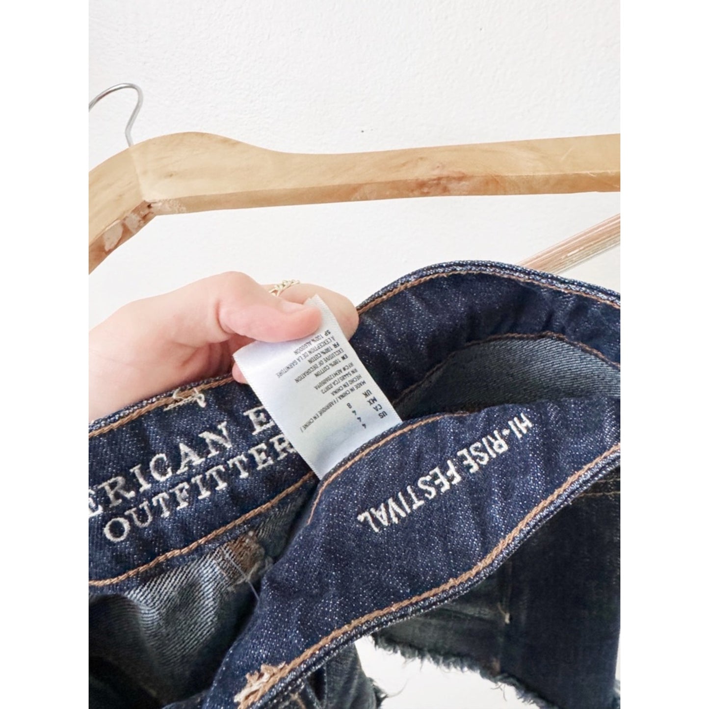 American Eagle Outfitters Dark Blue Frayed Hem Denim Shorts size 4