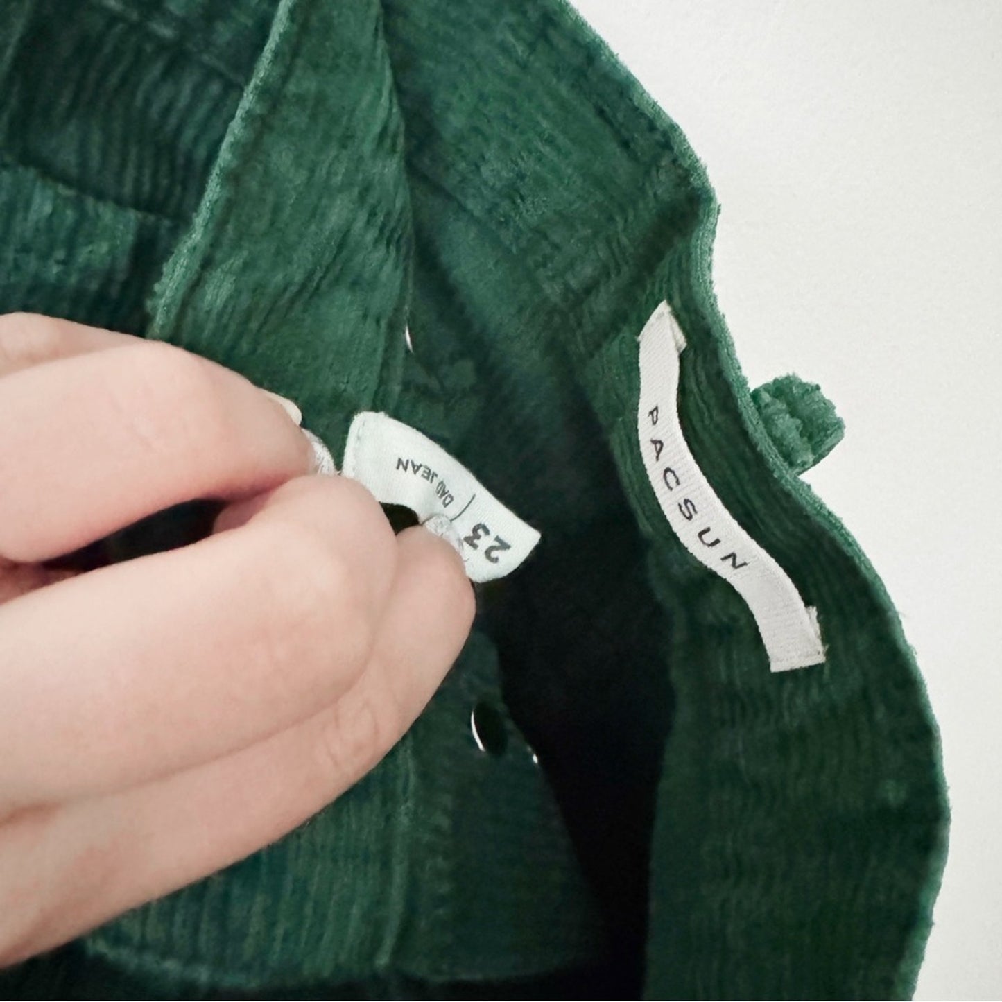 Green corduroy Pacsun pants 23