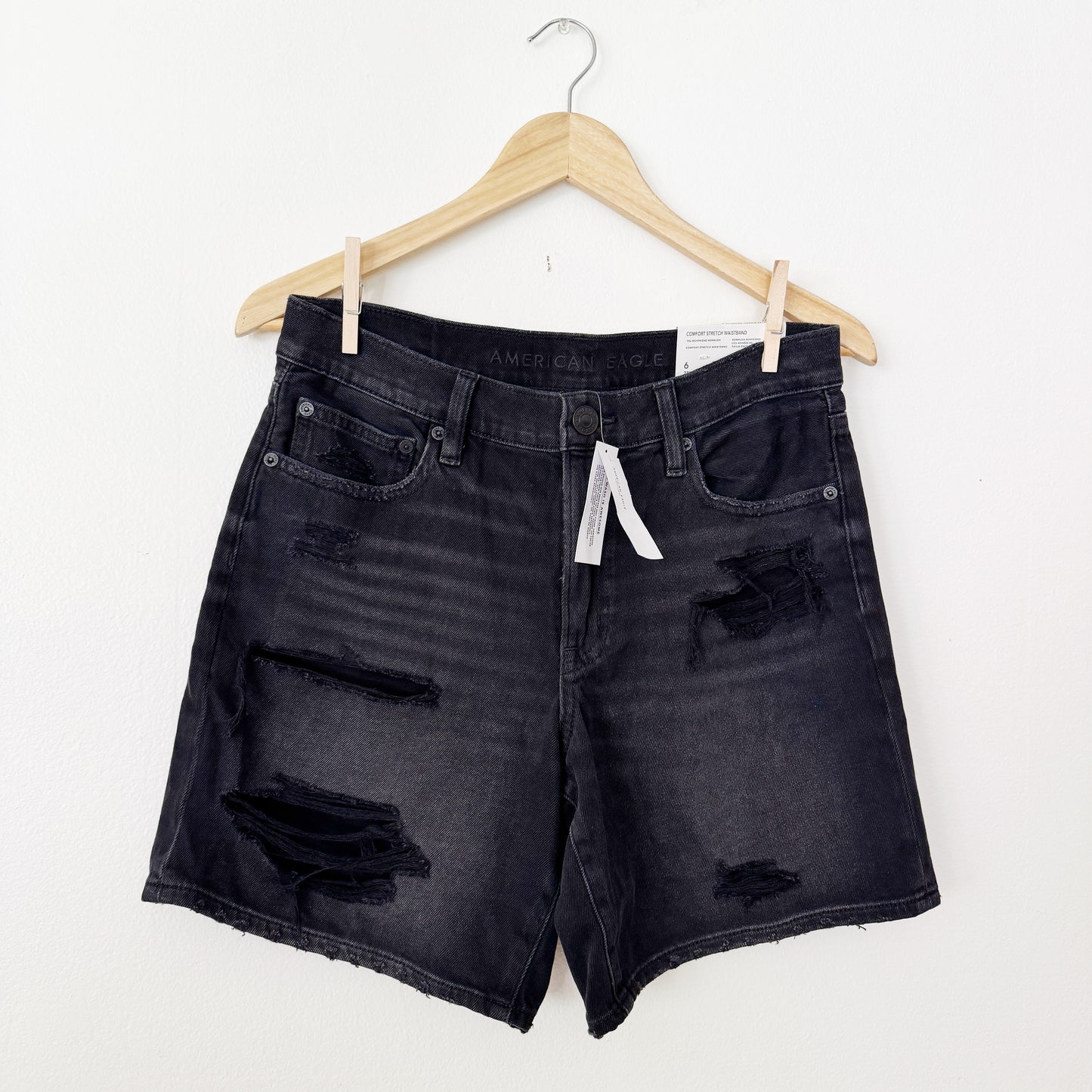 6 | AE distressed Bermuda shorts NWT