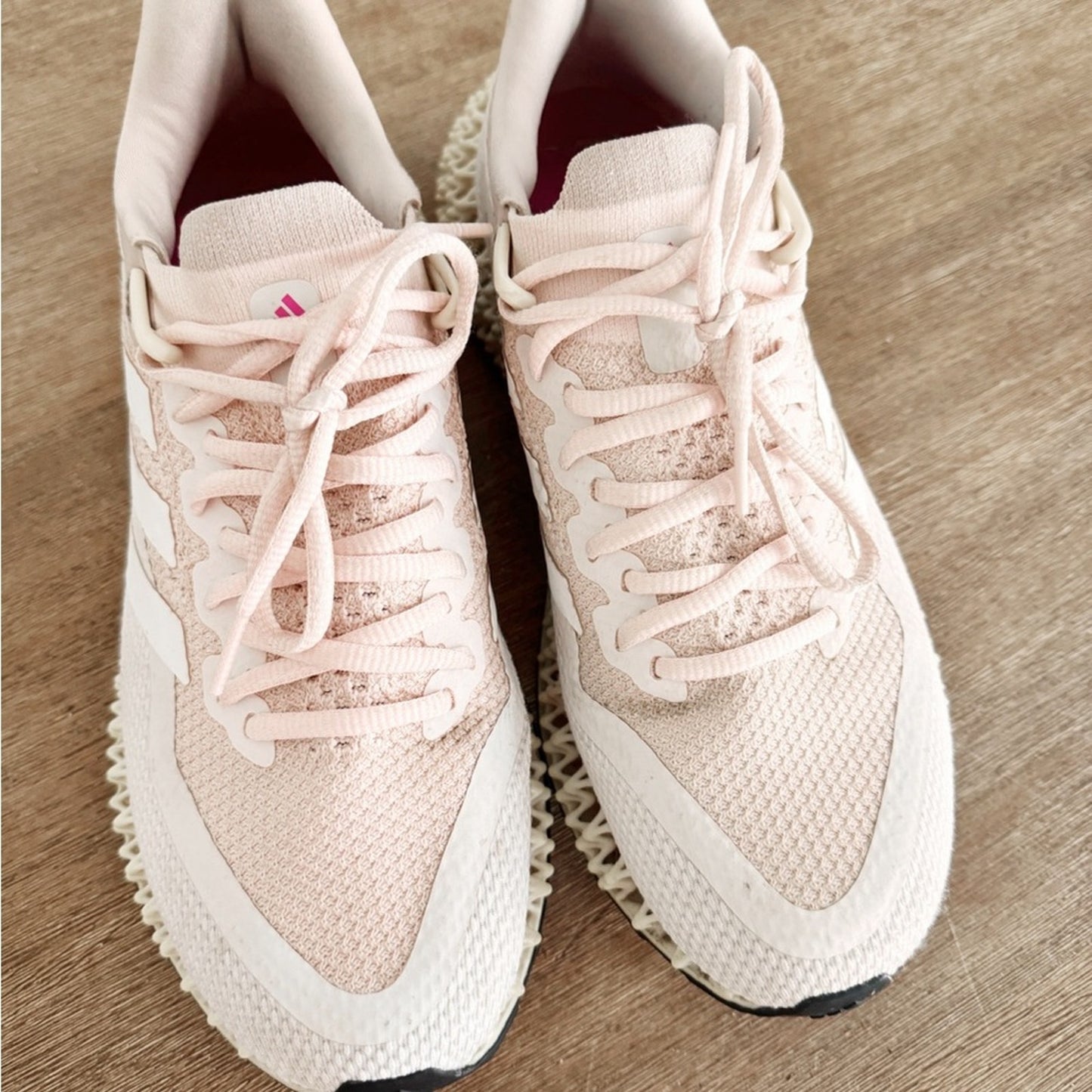Adidas 4DFWD 2 in wonder quartz 8.5 women’s