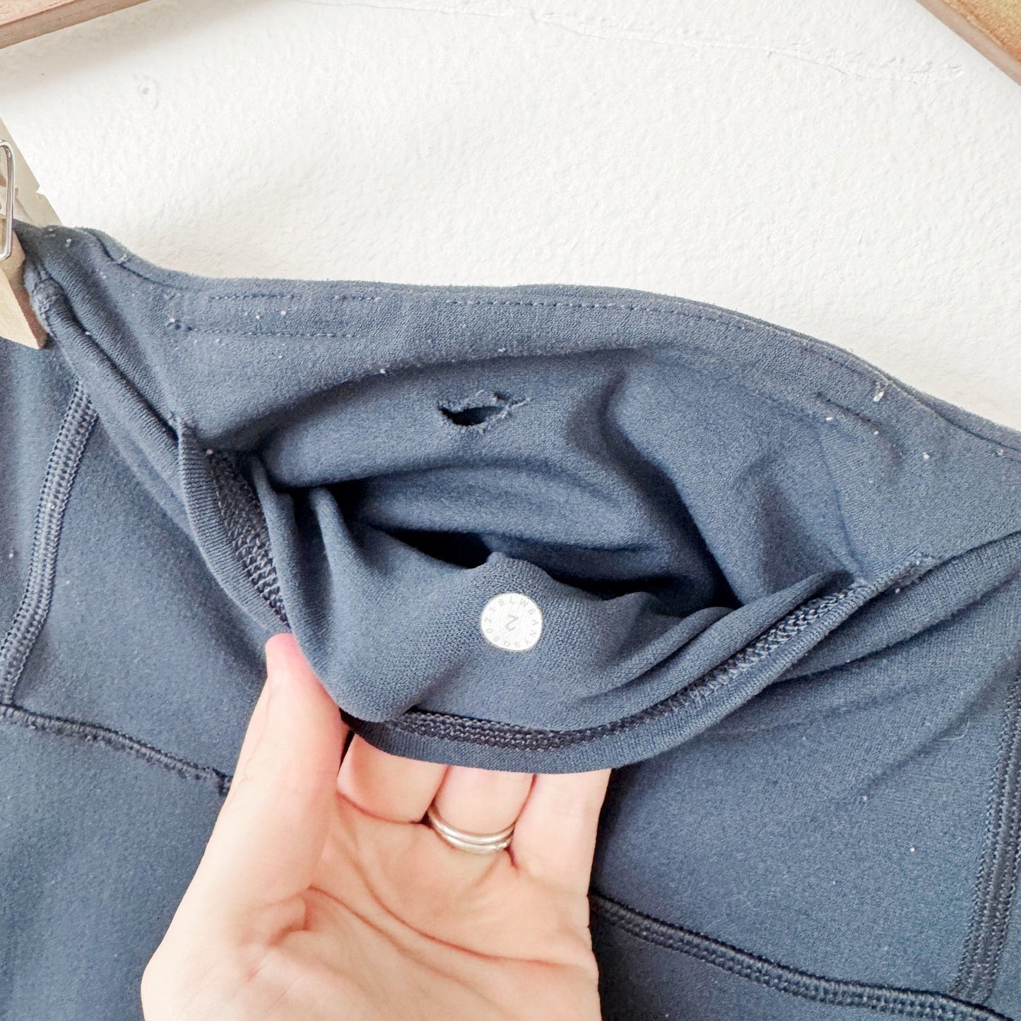 Deep teal Lulu lemon cropped leggings size 2