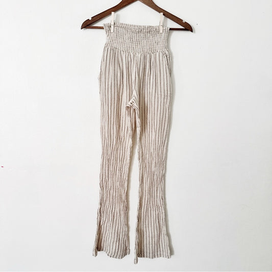 Billabong muslin lightweight flare pants small