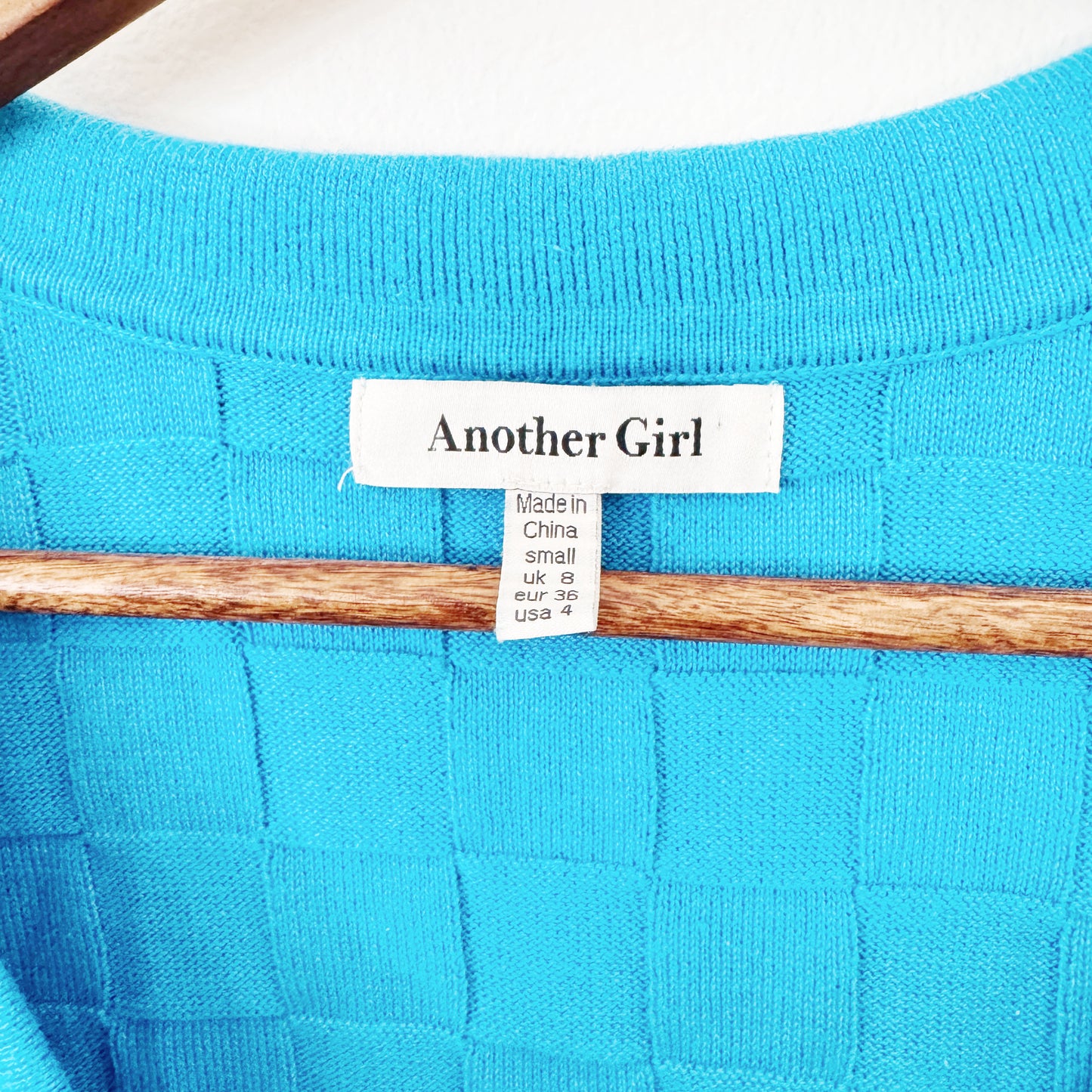 4 | blue checkered wrap top
