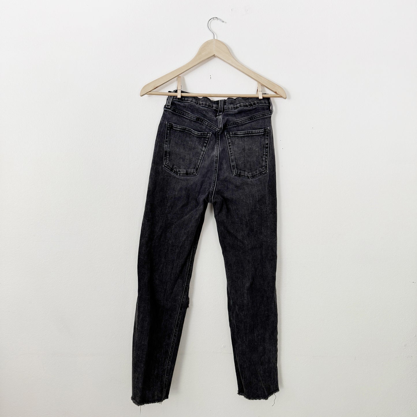 2 | black straight leg distressed old navy jeans