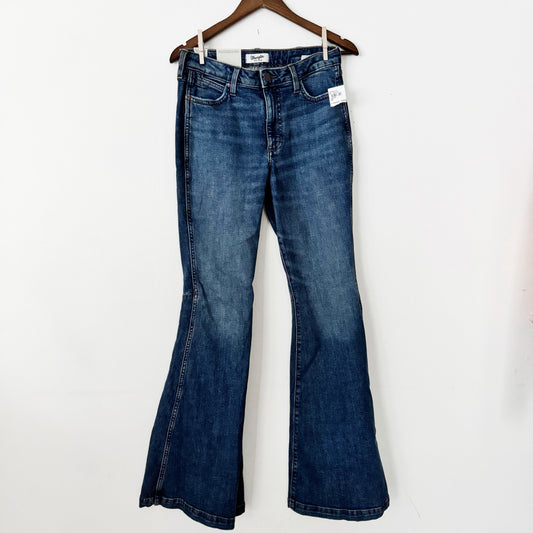 28 | bell bottom wranglers NWT