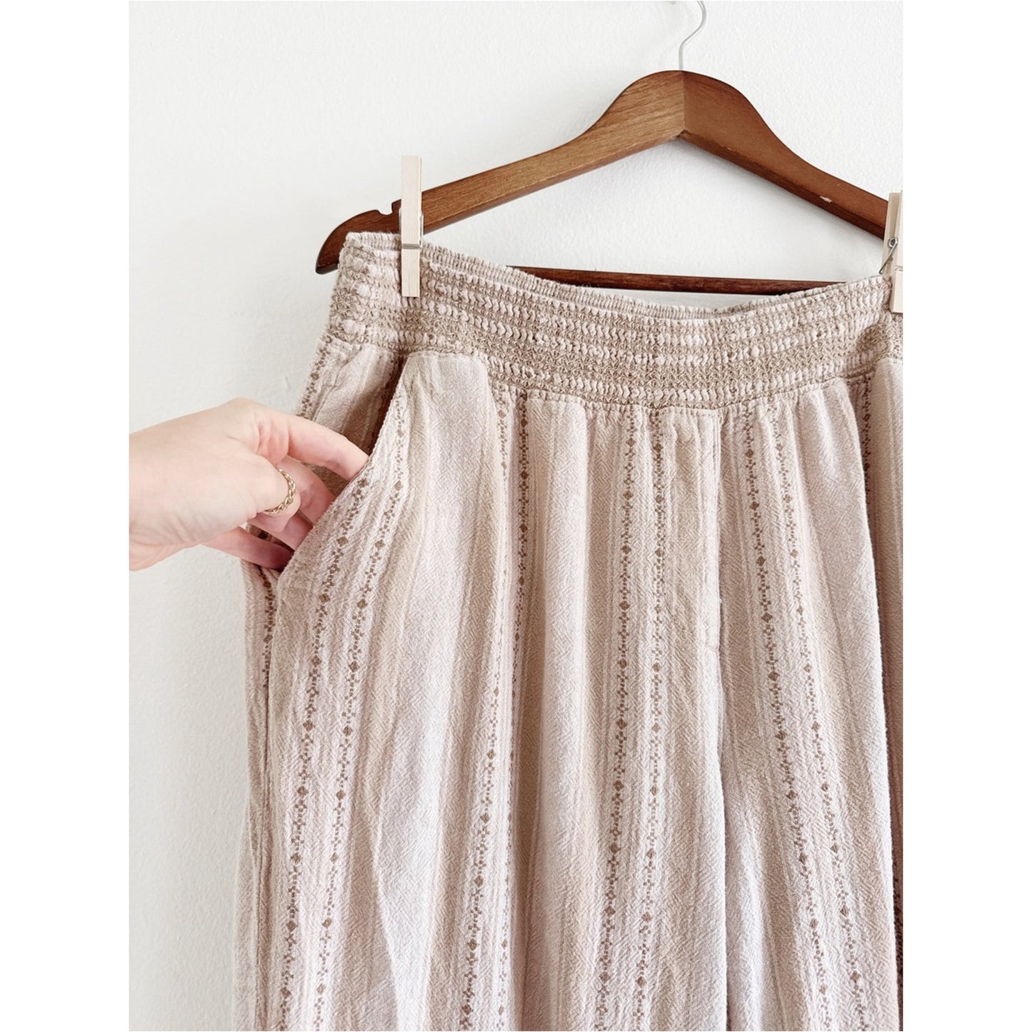 Briggs Light Cream striped Wide-Leg Pull-On Pants XL