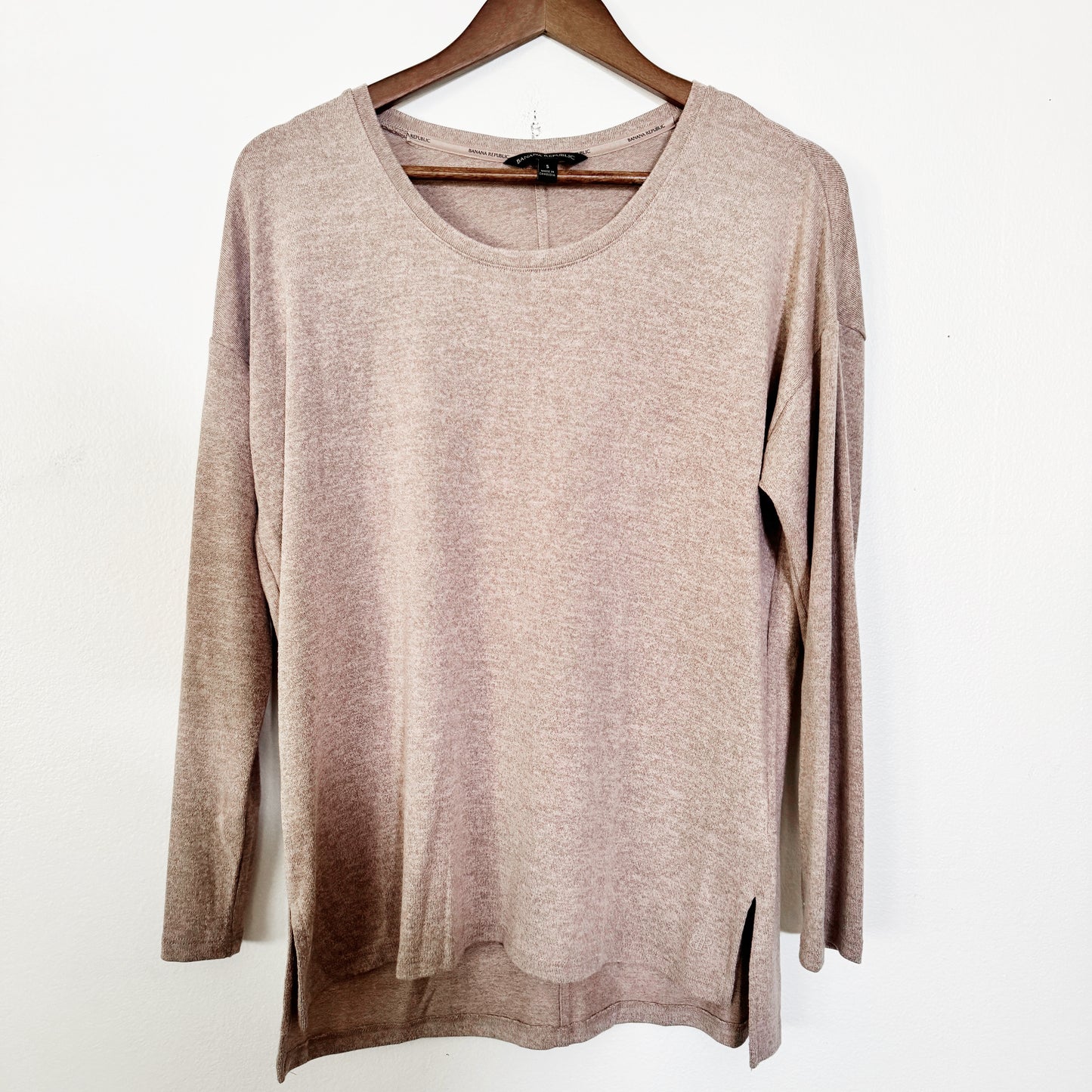 Small oversized | Beige knit long sleeve
Banana republic