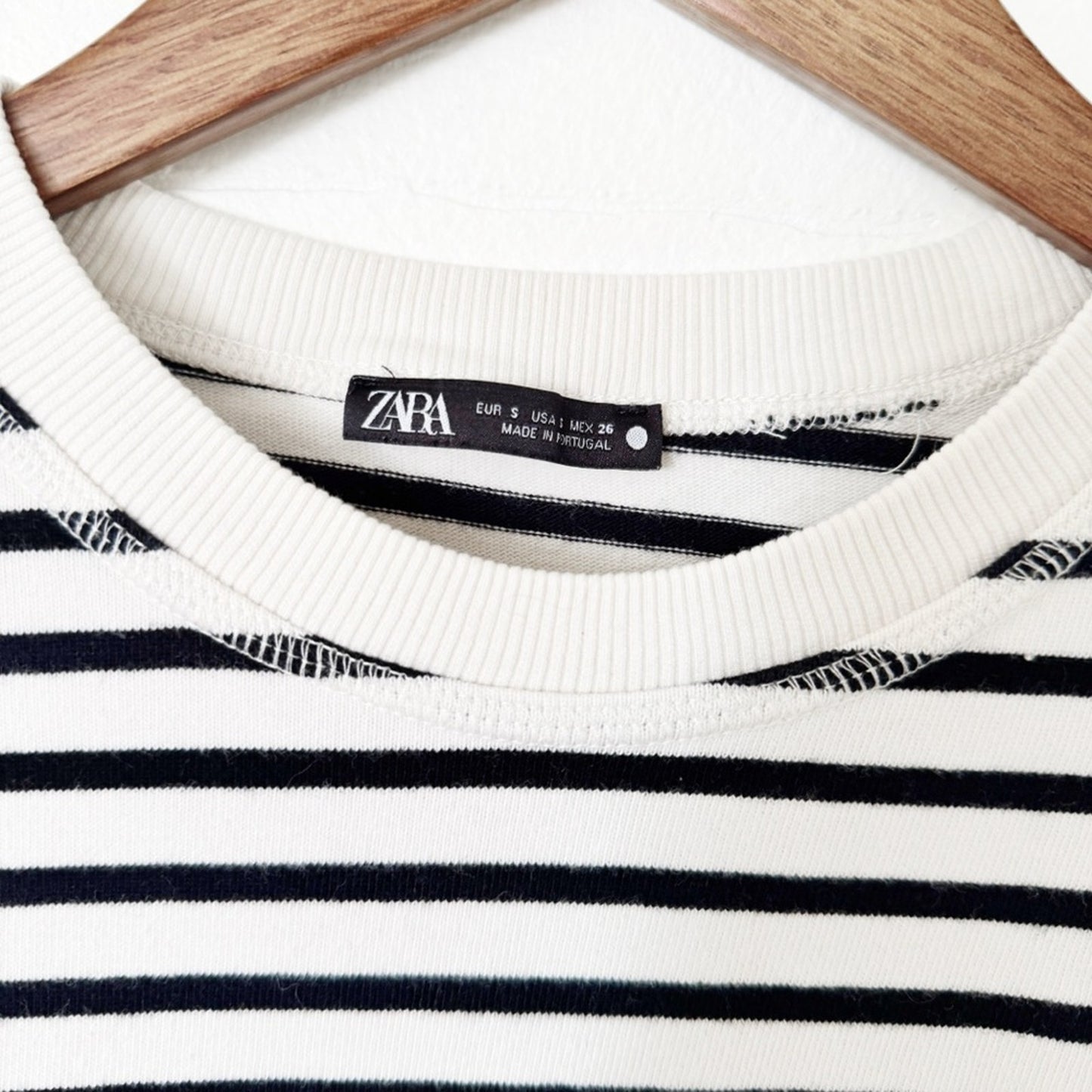 Zara Black and White Striped long sleeve small