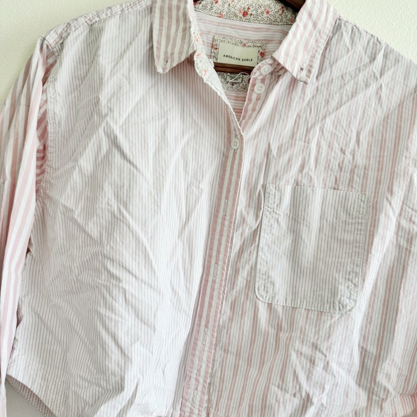 American Eagle Pink striped floral button down XS