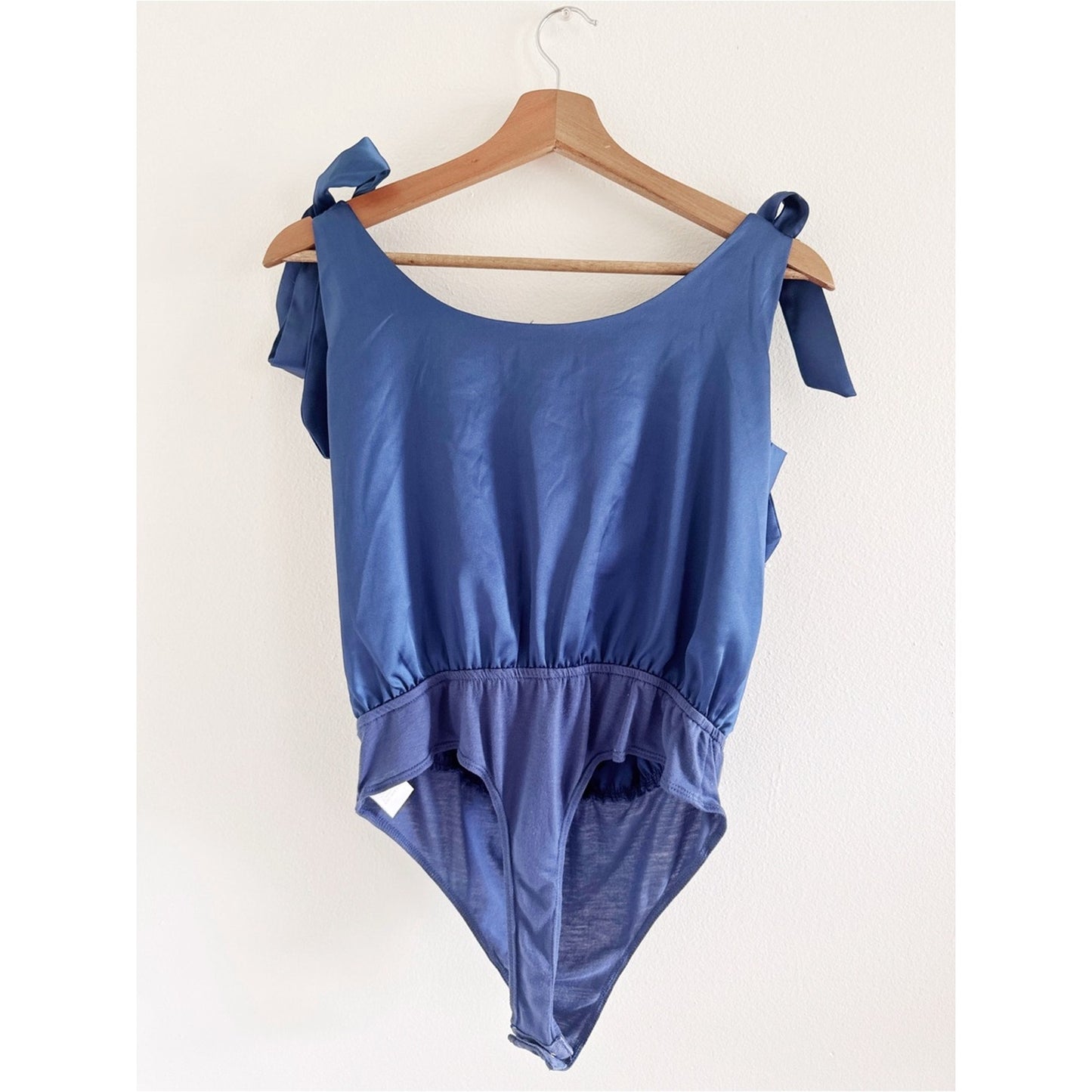 Le Lis Satin Cowl-Neck Bodysuit in Cornflower Blue medium