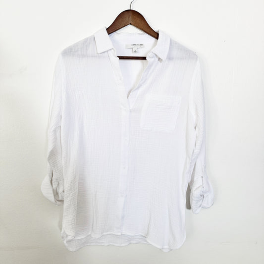 Small | White gauze button down 
Anne Klein