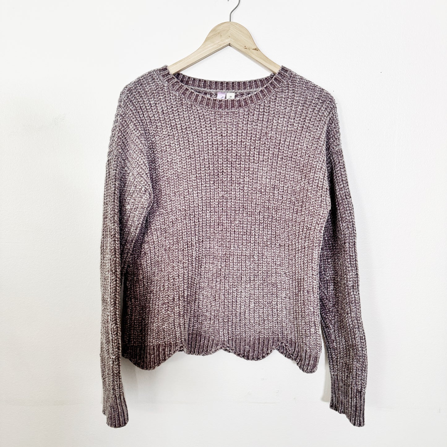 Medium | Alya Grey soft knit scalloped sweater