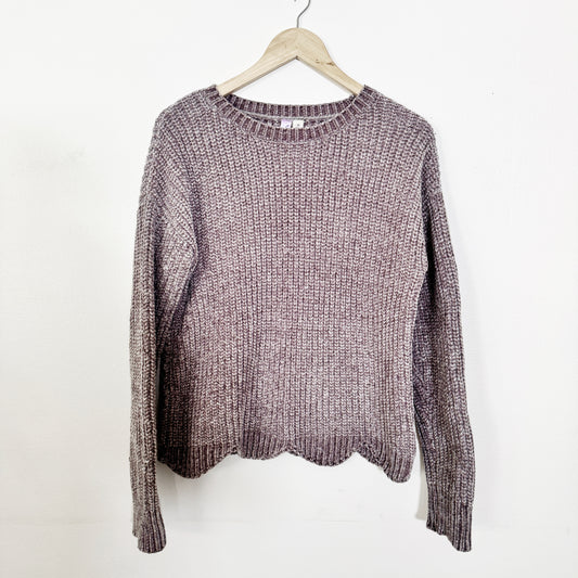 Medium | Alya Grey soft knit scalloped sweater