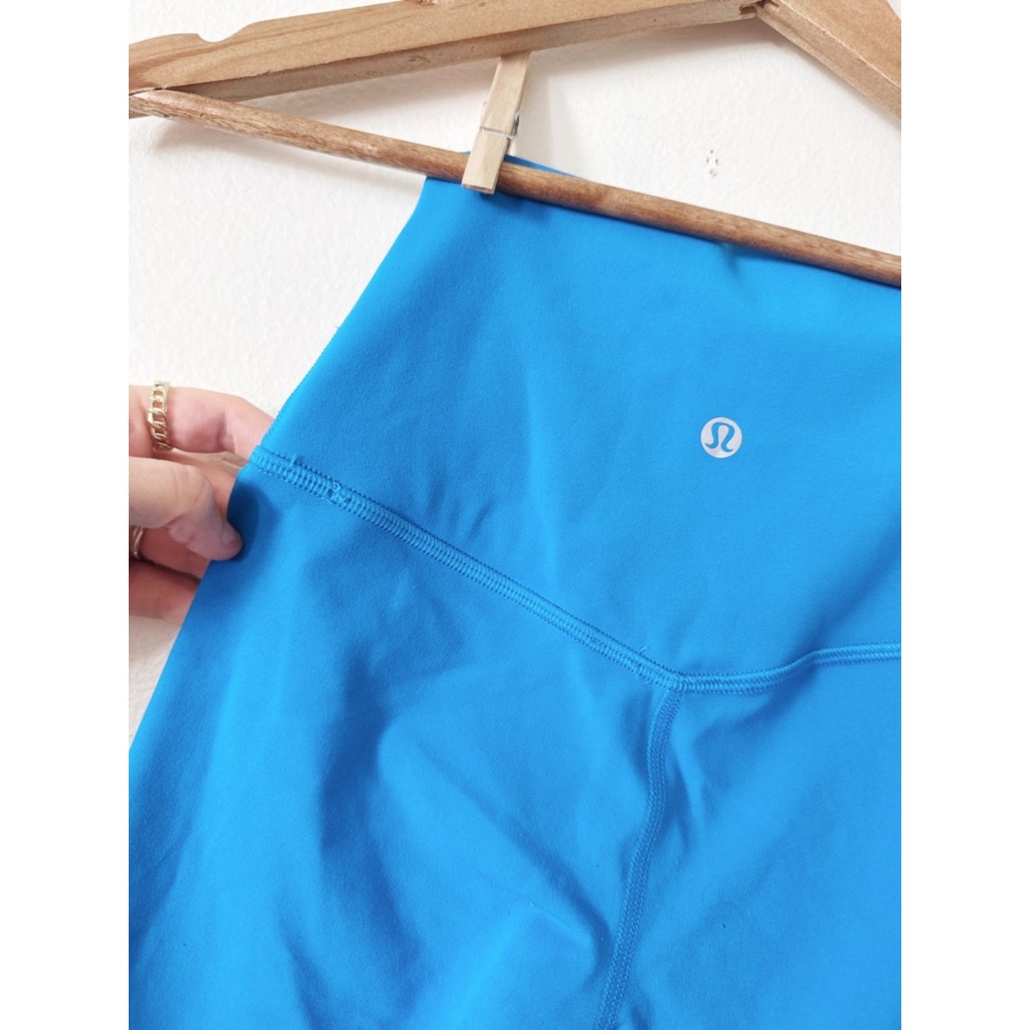 Lululemon High-Waist Blue Athletic Bike Shorts size 0