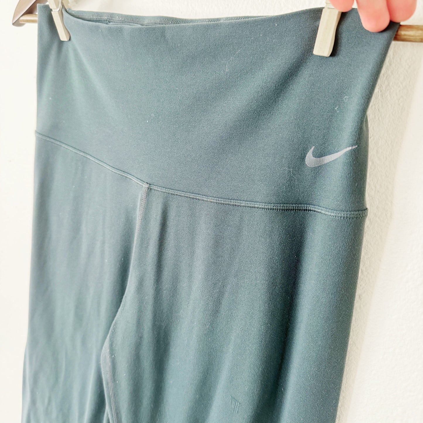 Emerald green Nike leggings medium