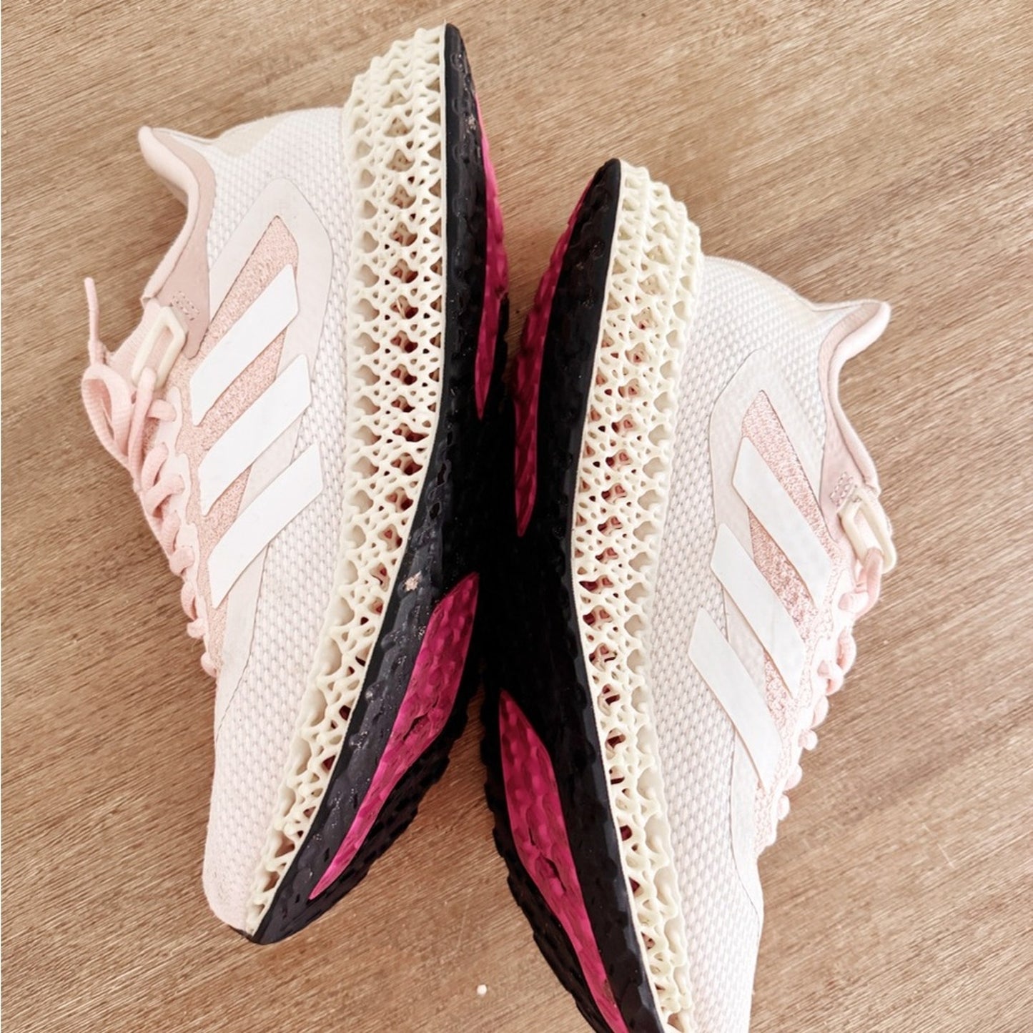 Adidas 4DFWD 2 in wonder quartz 8.5 women’s