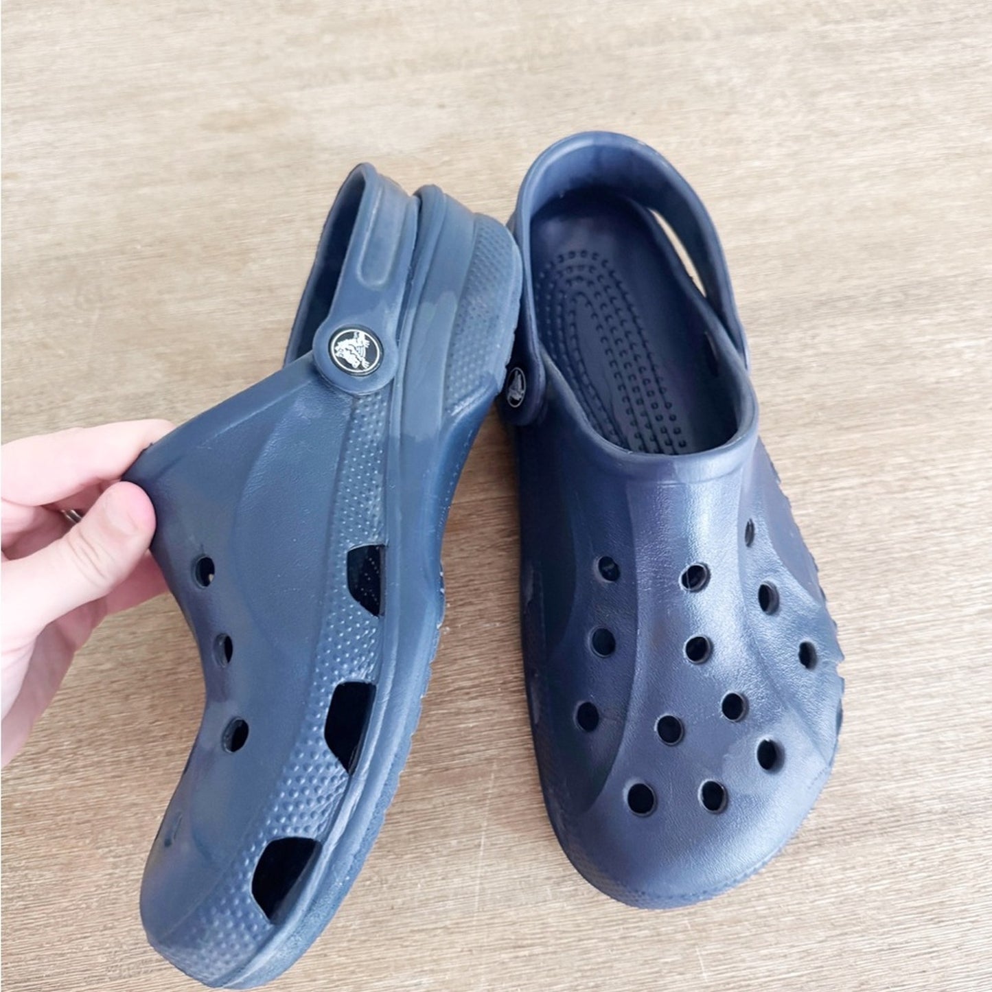 Navy Crocs Baya women’s 7
