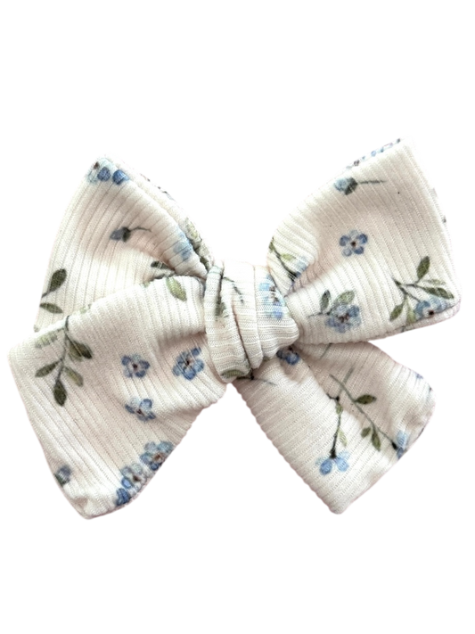 Lucy floral pinwheel