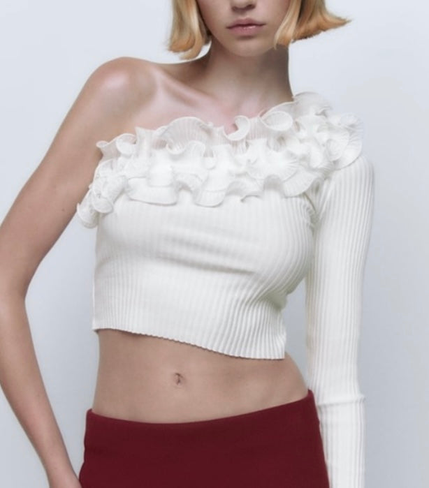 Medium | Zara 1 shoulder ruffle top LS