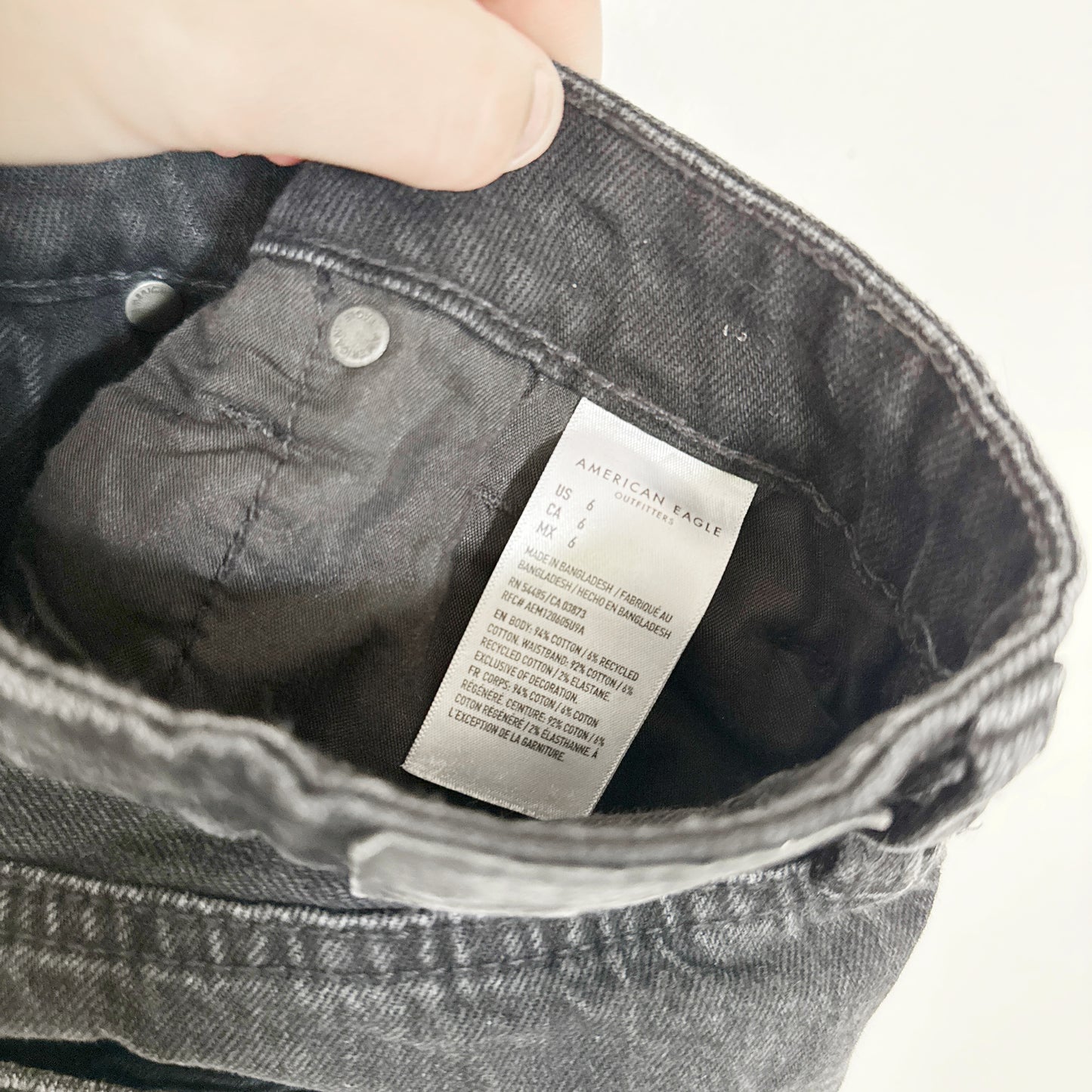 6 | American Eagle black distressed shorts