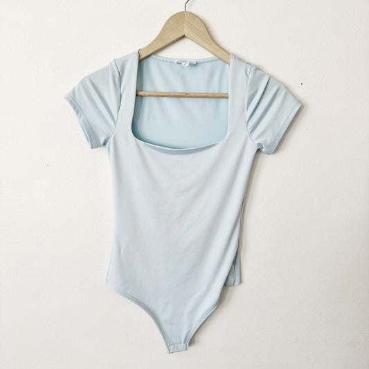 Live in the Moment blue square neck bodysuit XS