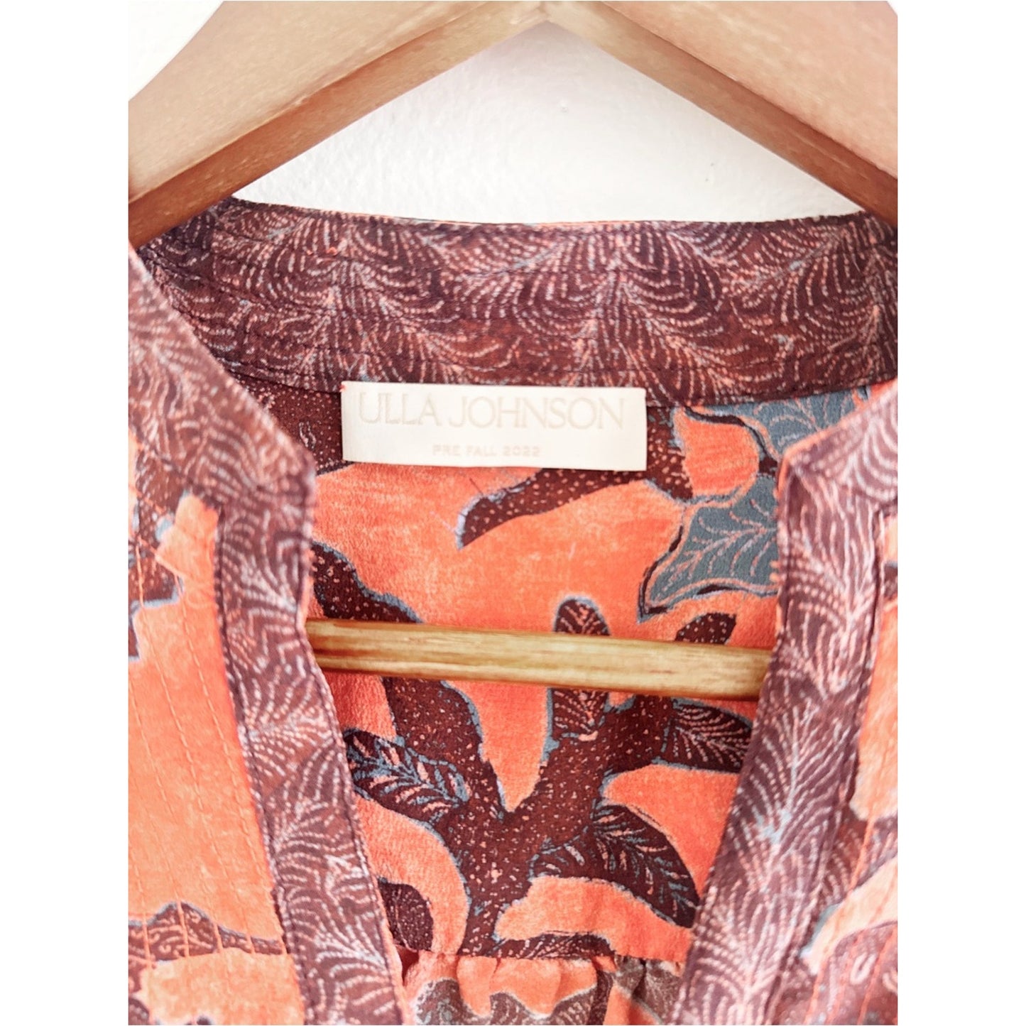 Ulla Johnson 100% silk Coral and Brown Floral Velvet Top size 6