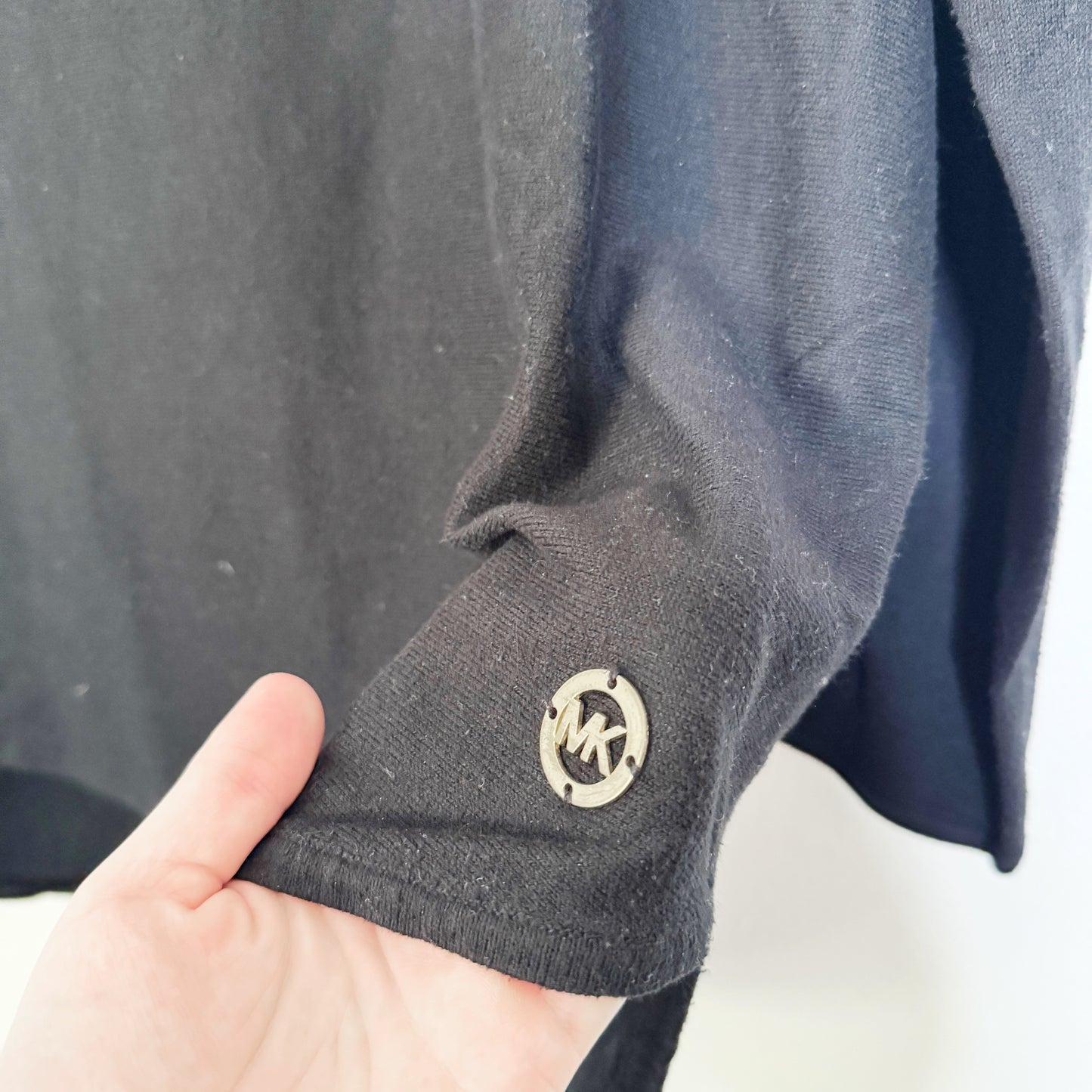 Small oversized | Black knit long sleeve oversized fit 
Michael Kors