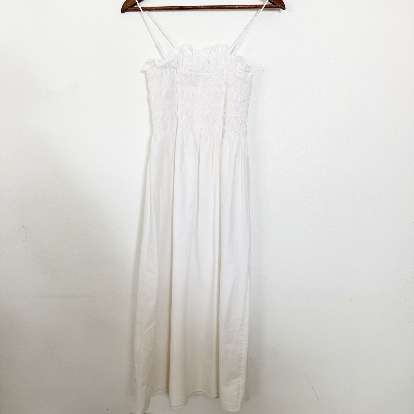 Small | H&M white smocked dress