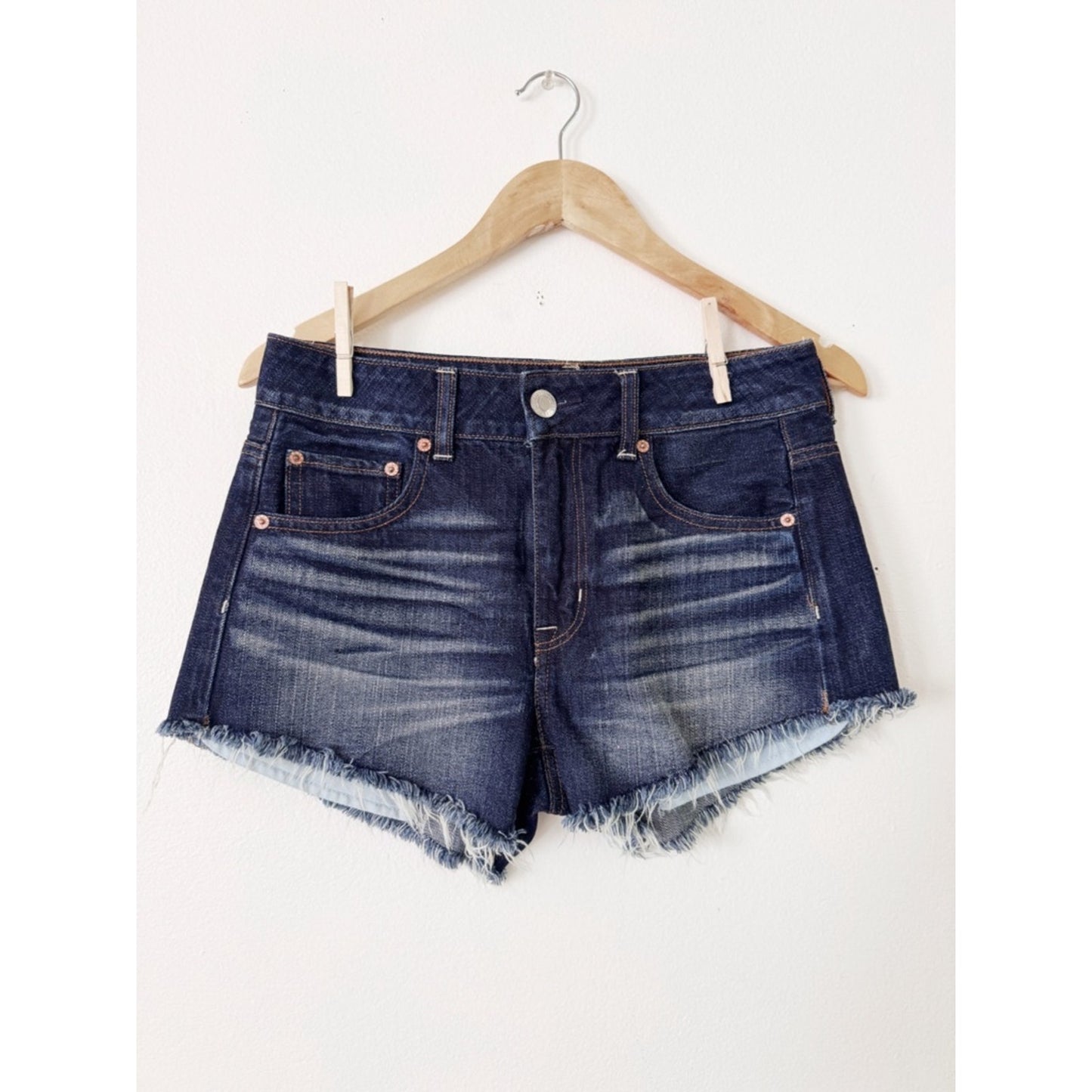 American Eagle Outfitters Dark Blue Frayed Hem Denim Shorts size 4