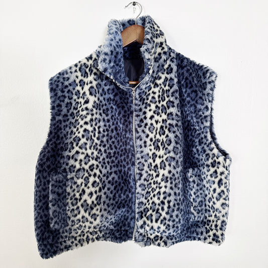 Large | No brand Blue cheetah fuzzy vest