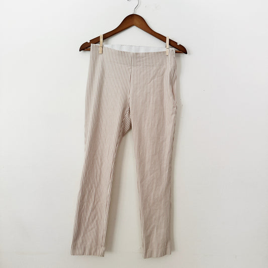 4 | A new day Beige striped trousers