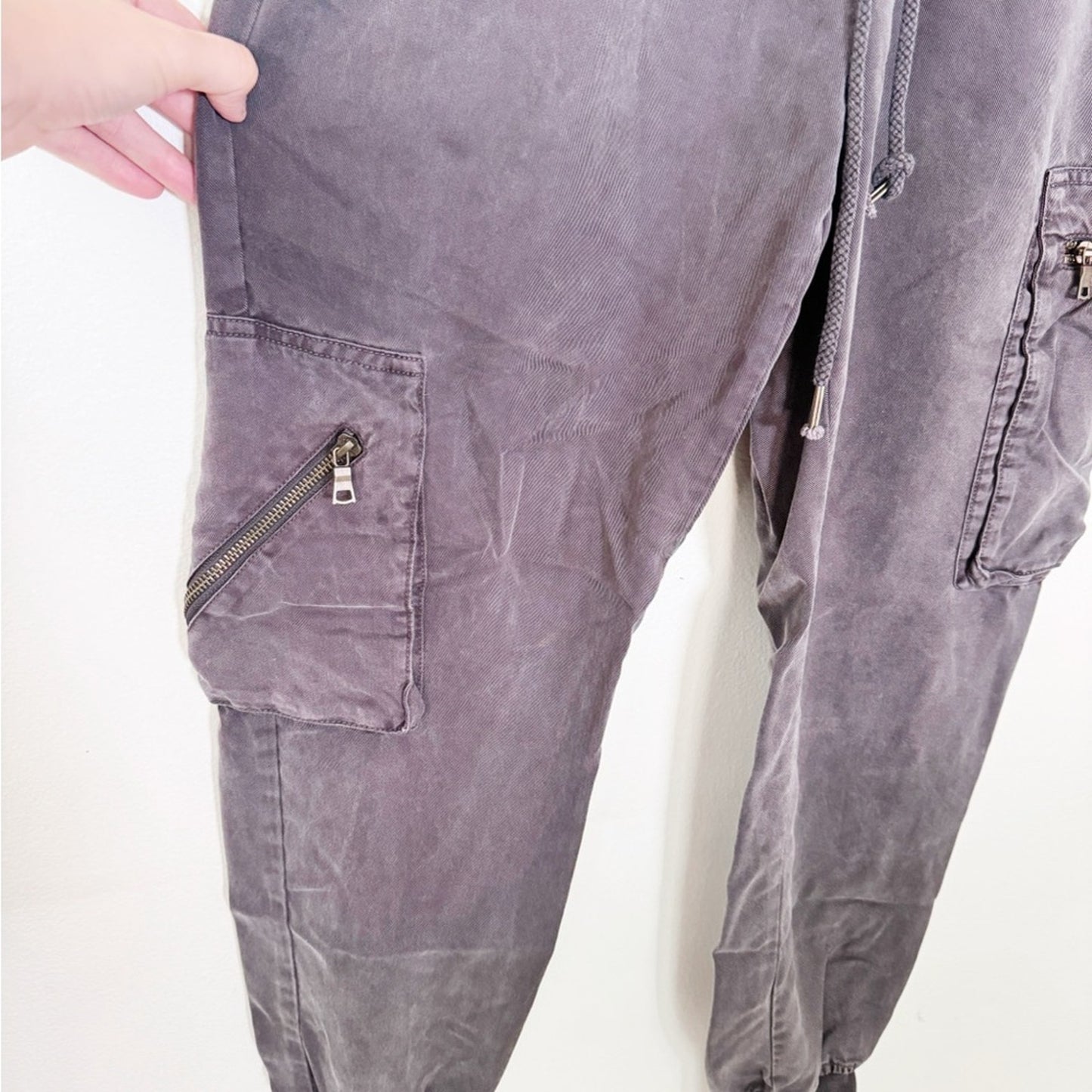 Young Fabulous & Broke Faded Charcoal Cargo Joggers XS