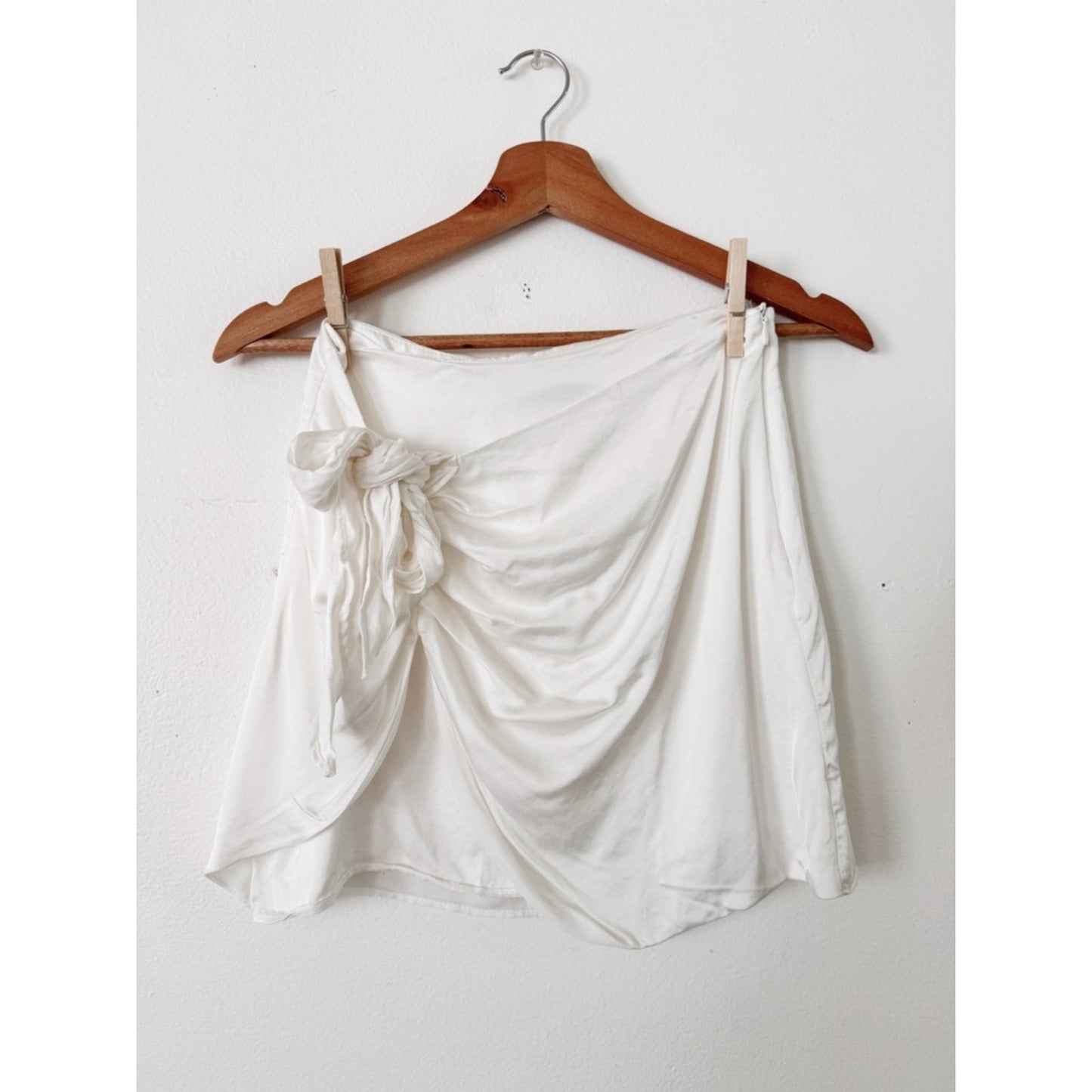 Zara Cream Tie-Front Draped Skirt small