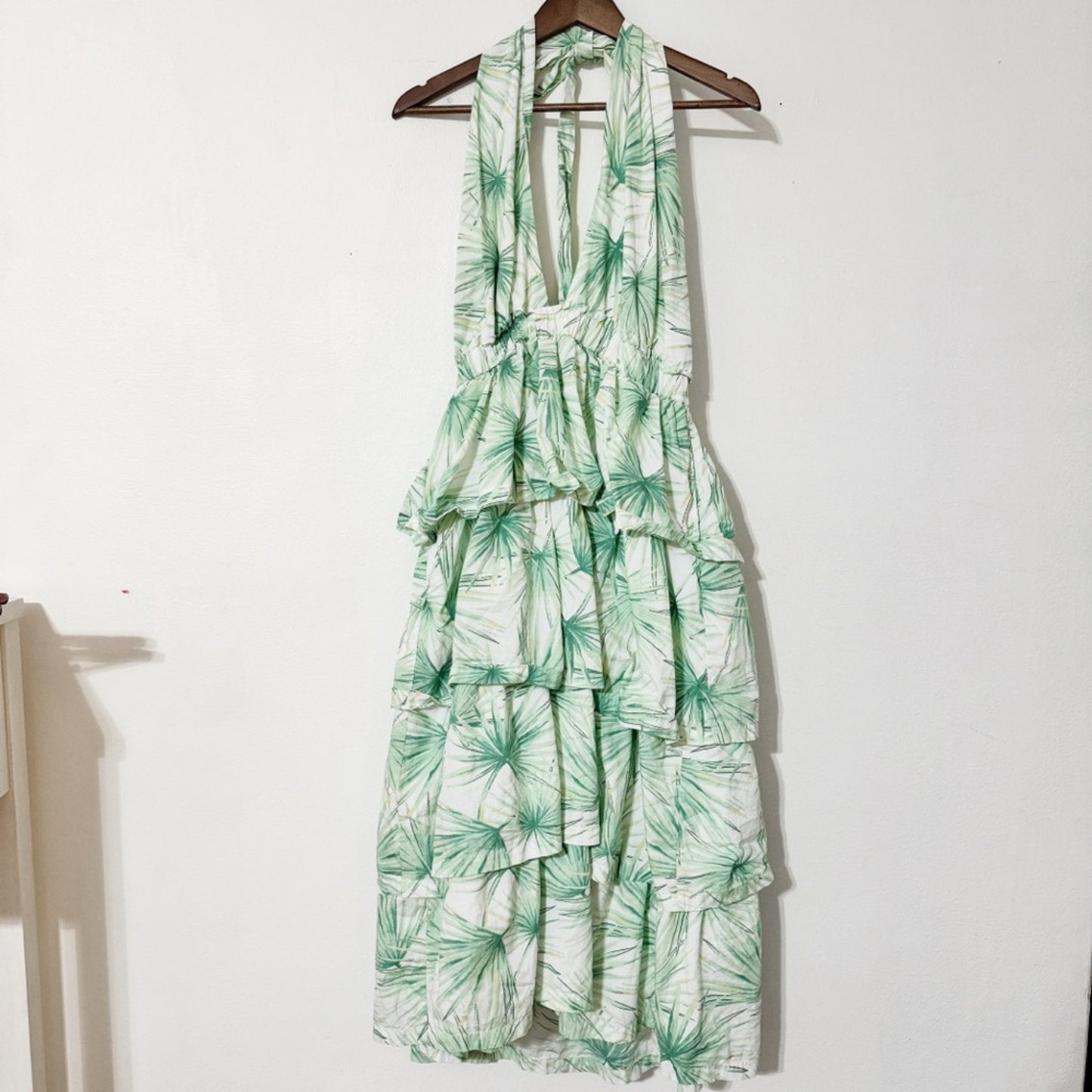 Crown & Ivy Halter Midi Dress in Mint Palm Print XL