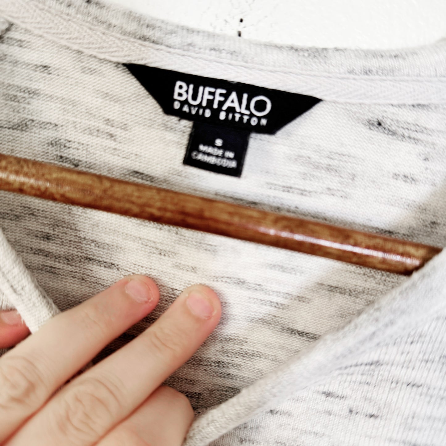 Small | Heathered grey oversized sweater 
David bitton