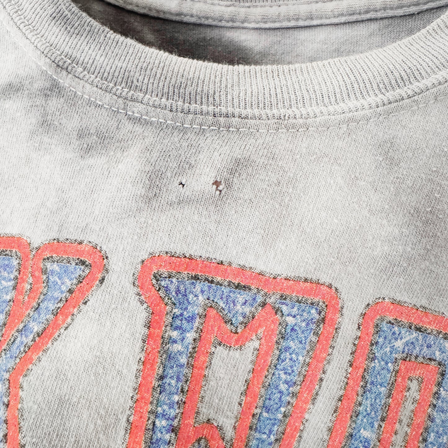 Small | Pink Floyd band tee