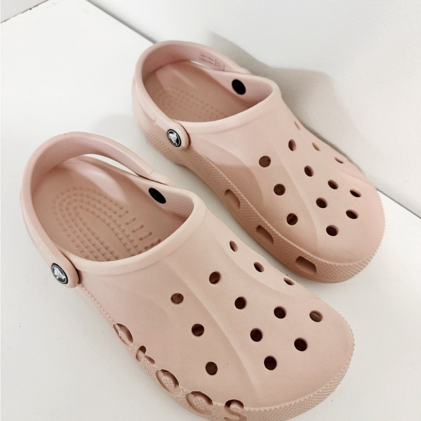 Mauve Crocs women’s 9