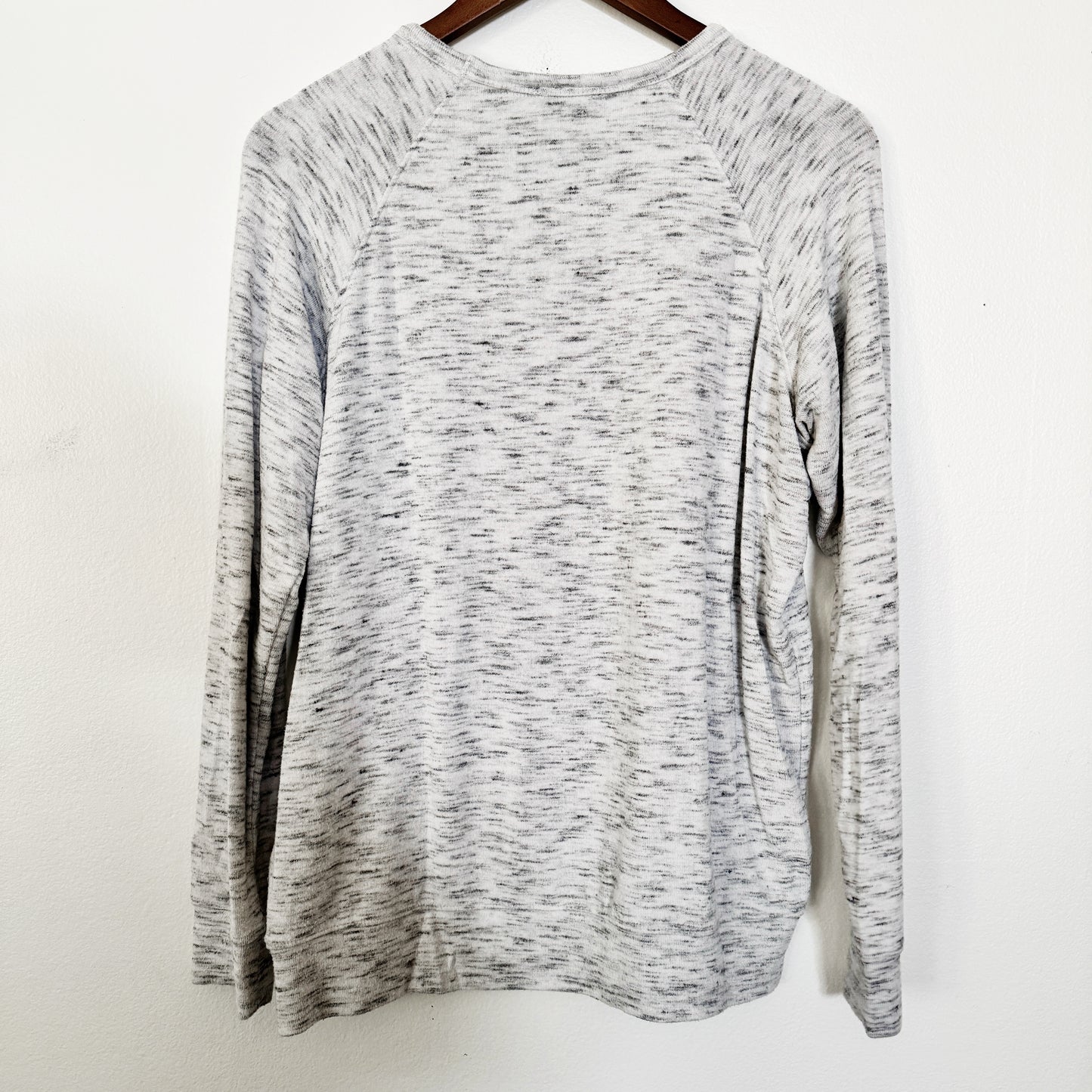 Small | Heathered grey oversized sweater 
David bitton