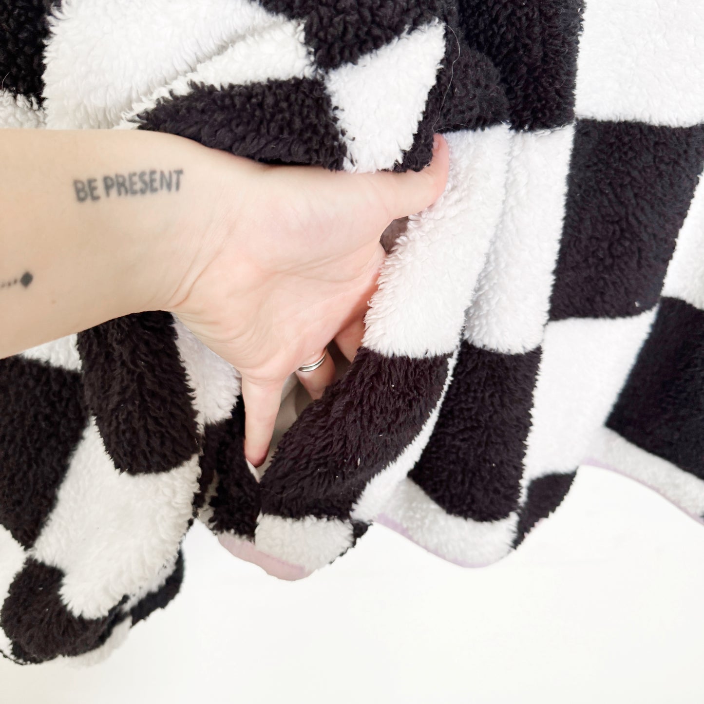 XL | Checkered Sherpa jacket by Love fire