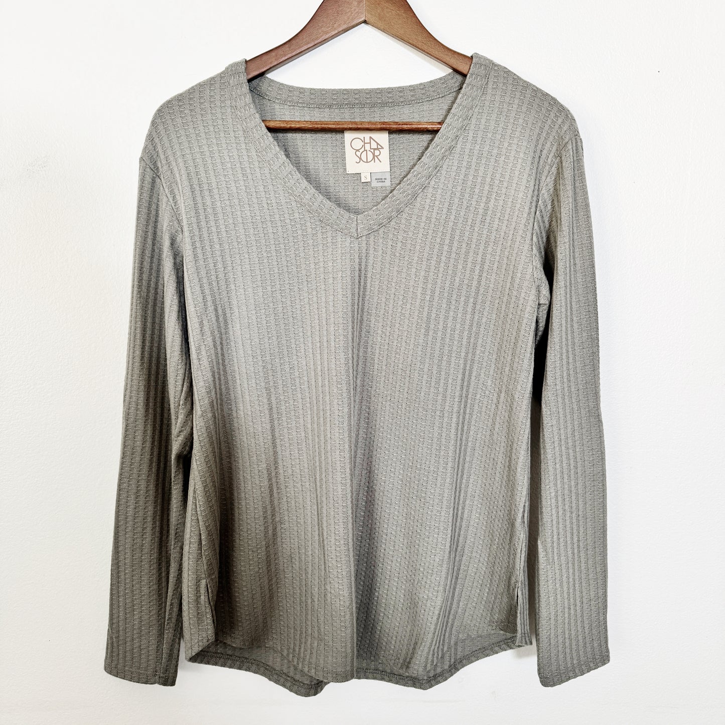 Small | Sage green waffle knit long sleeve 
Chaser