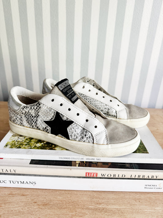 6 women’s | vintage Havana’s