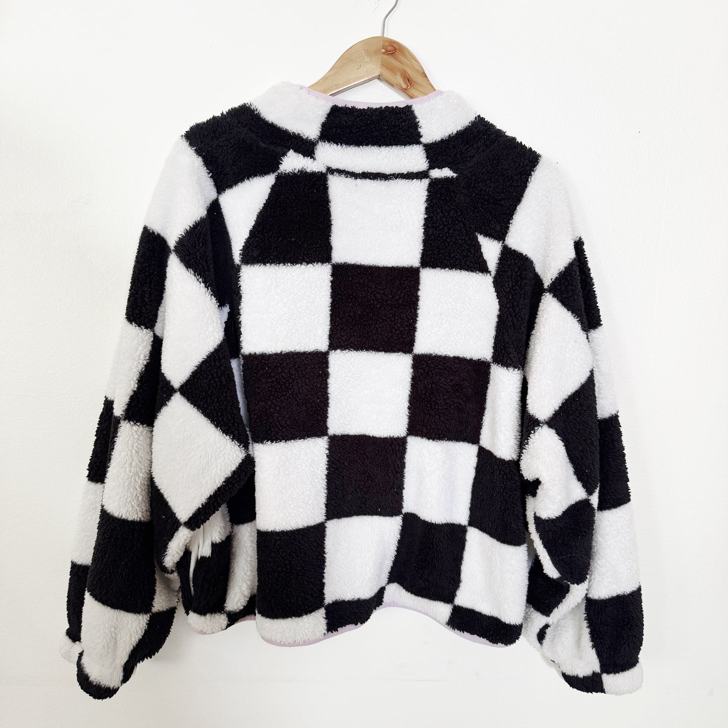 XL | Checkered Sherpa jacket by Love fire