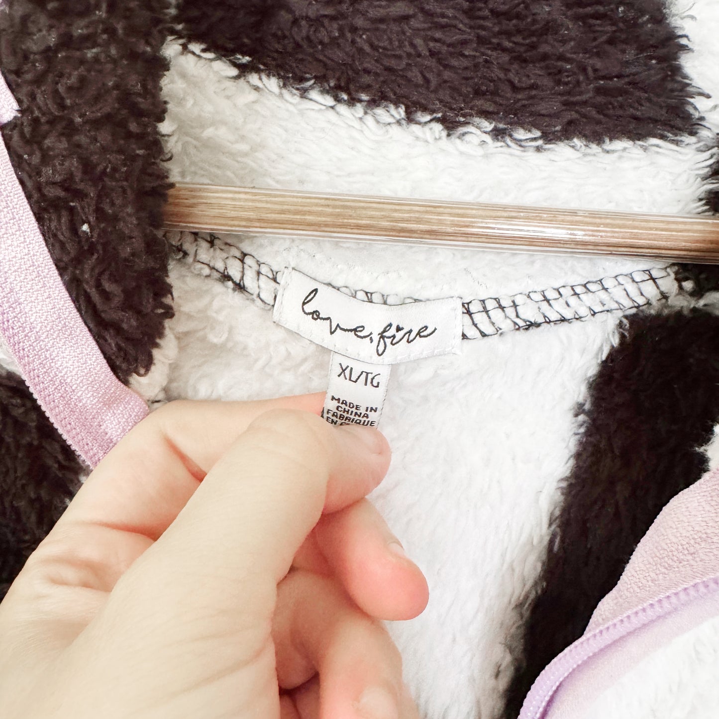 XL | Checkered Sherpa jacket by Love fire