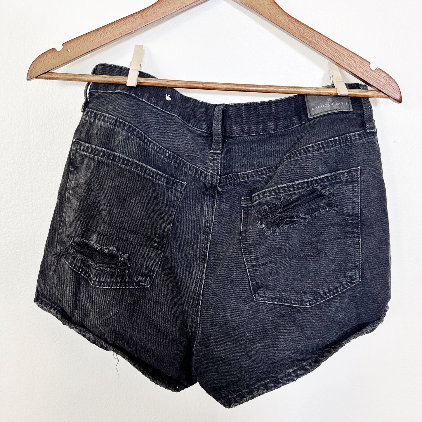 6 | American Eagle black distressed shorts