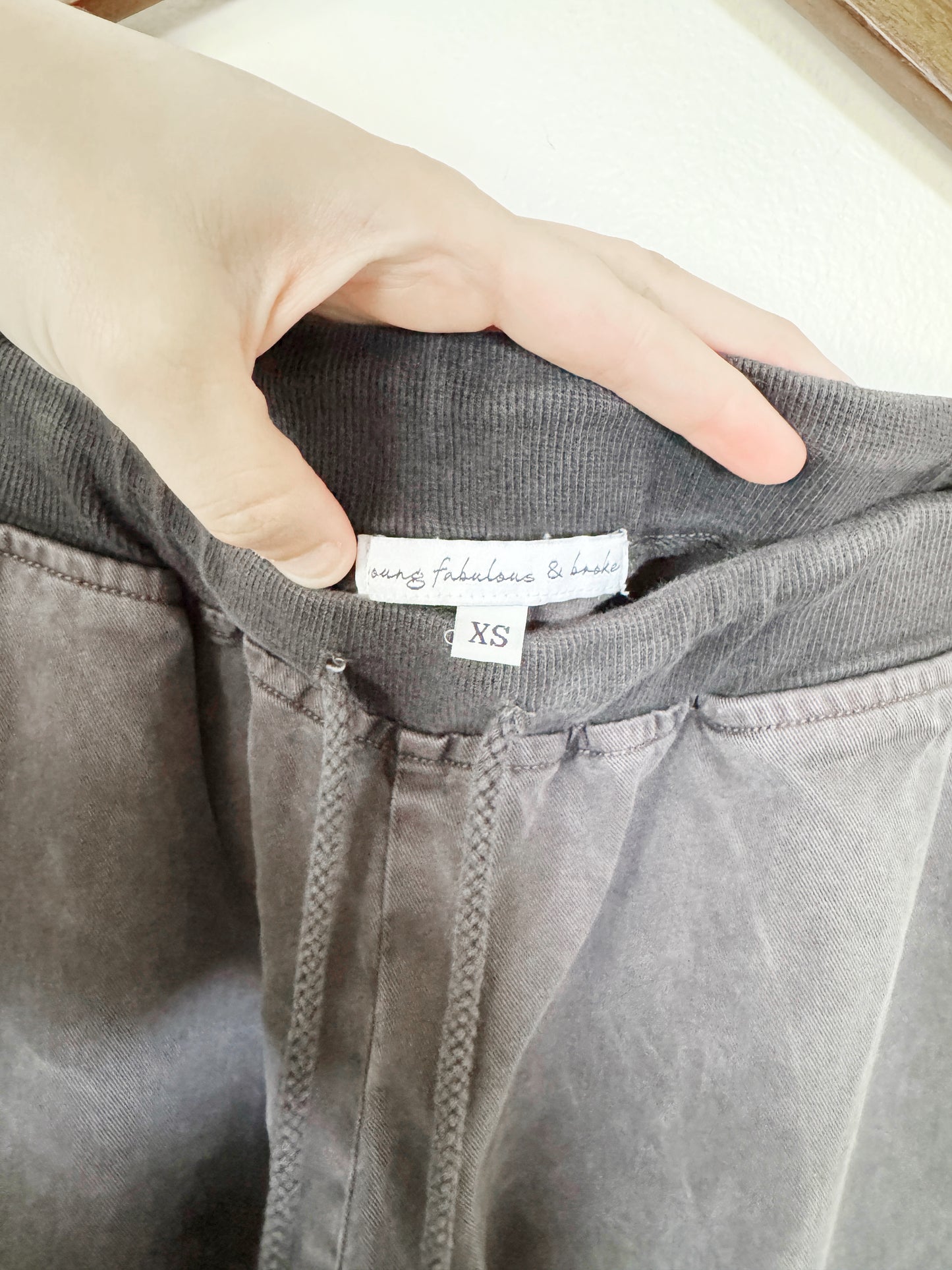 XS | Young fabulous & broke black jogger cargos